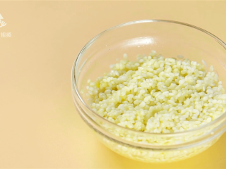 甜粽子和咸粽子都过时了！鲜果粽子才是王道 