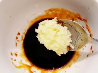 蒜蓉粉丝蒸金针菇 