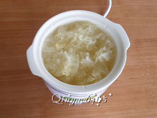 冰糖银耳炖木瓜#健康美颜餐# 